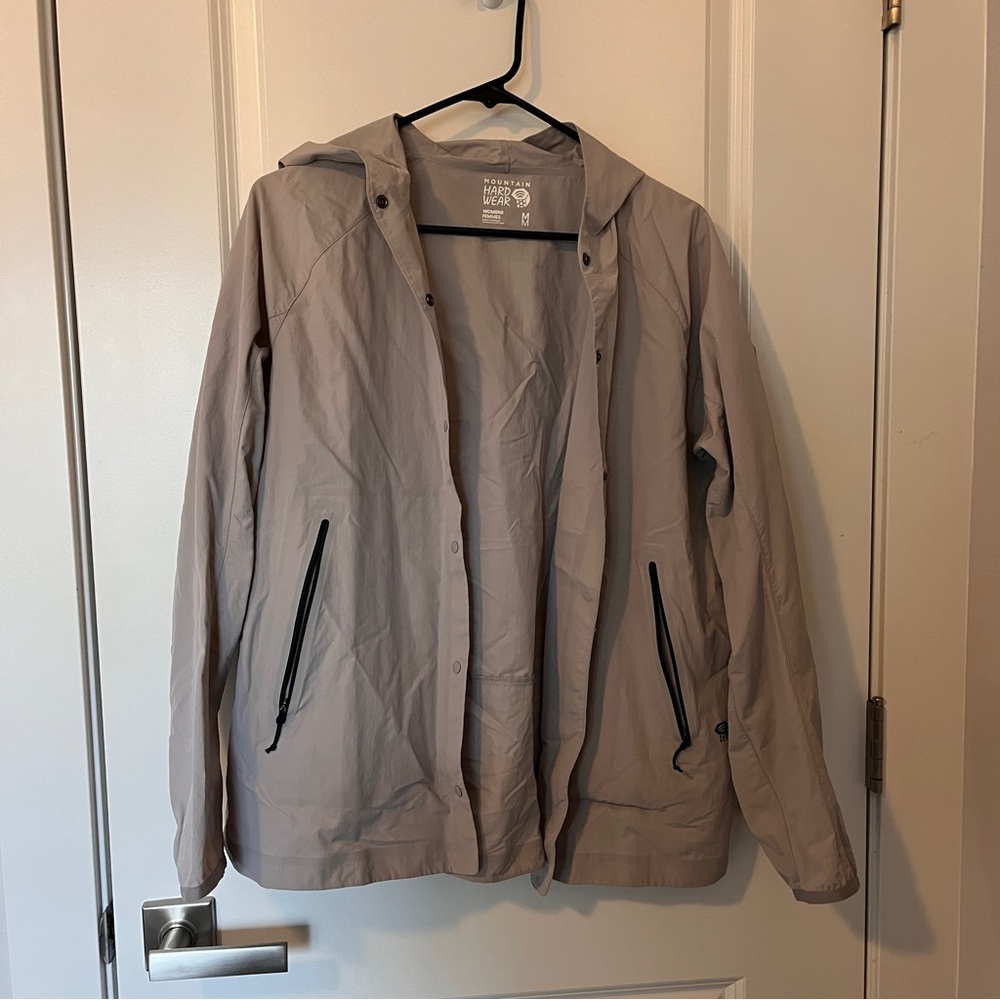 Mountain Hardwear Windbreaker